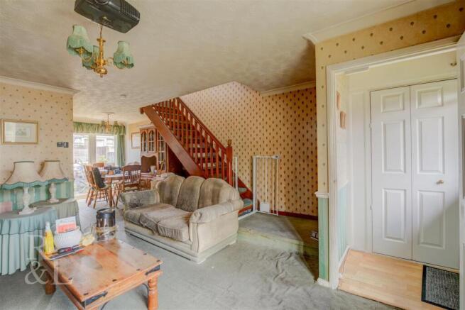 14 Carshalton Grove (3).jpg