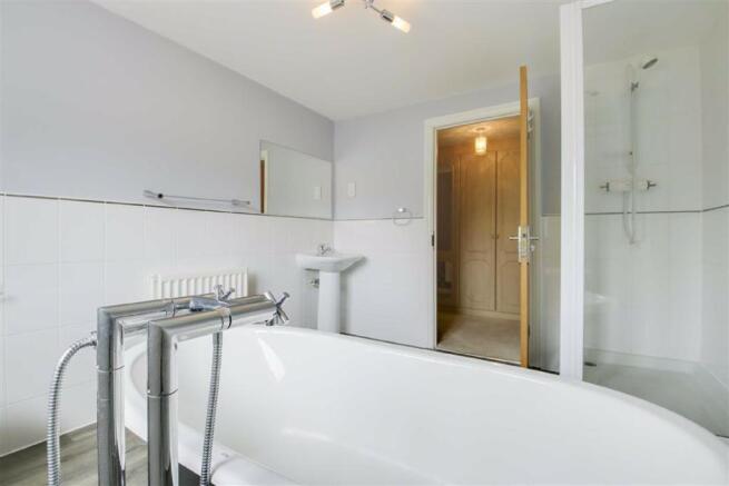 FOUR PIECE ENSUITE
