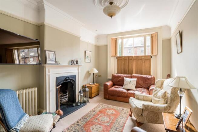 house. estate agency Chichester 4 St John's Street
