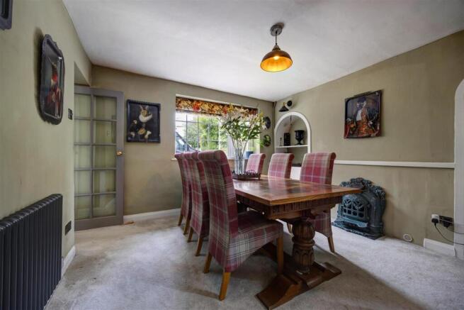 3 bed Detached for sale Image 3