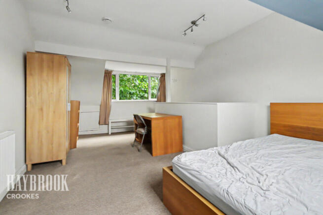 3 bed Terraced for sale Image 9