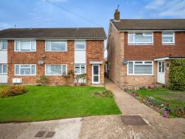 6, Ashford Close, Hailsham BN27 2AR