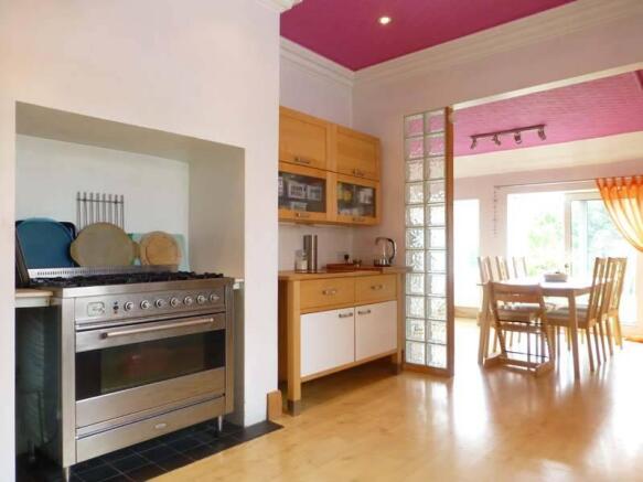 Kitchen 1