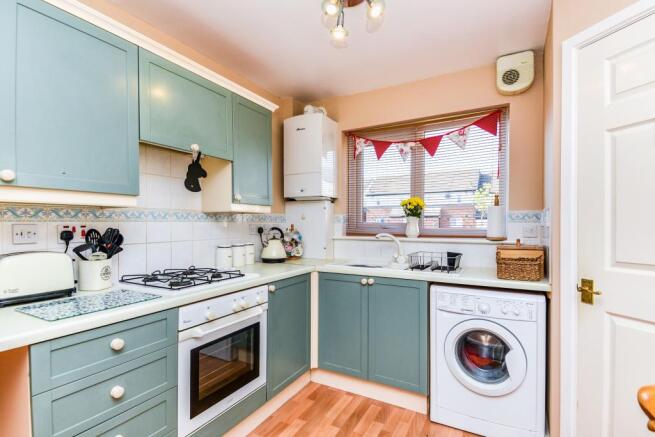 Kitchen / Dining Roo
