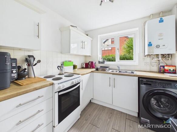 CAM03111G0-PR0440...