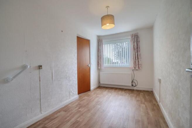 4 bed Semi-Detached for sale Image 9