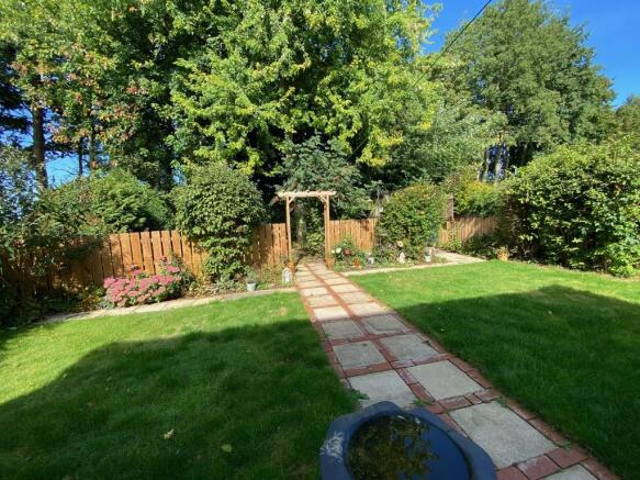 Photo 19