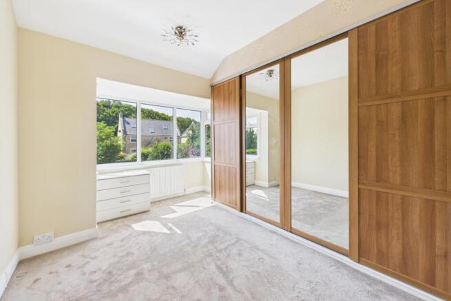 3 bed Semi-Detached for sale Image 9