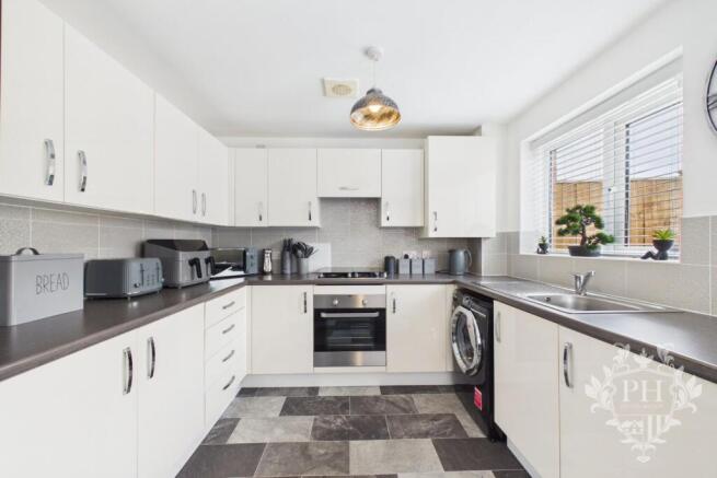 415b1a80c1dd4d348611d08ed4095038_100_CAM02002G0-PR