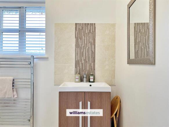 Bedroom One En-Suite
