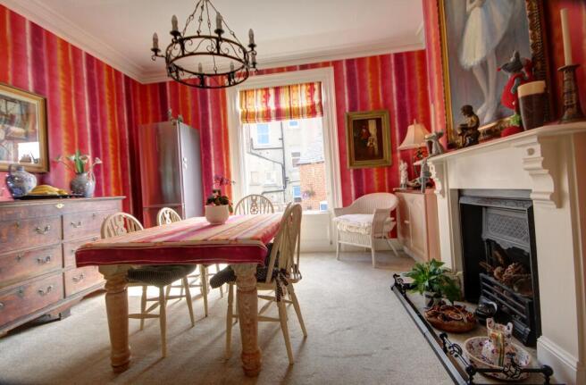 4 bed Terraced for sale Image 6