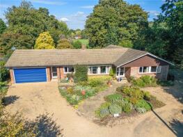 Fosse Edge, Barnett Lane, Wonersh, Guildford GU5 0RU