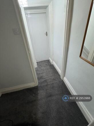 2 bed Semi-Detached to rent Image 9
