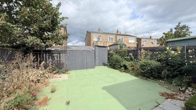 2 bed Semi-Detached for sale Image 11