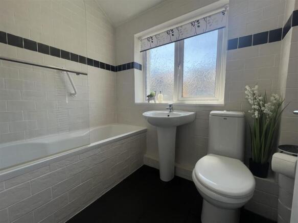 Bathroom.jpeg
