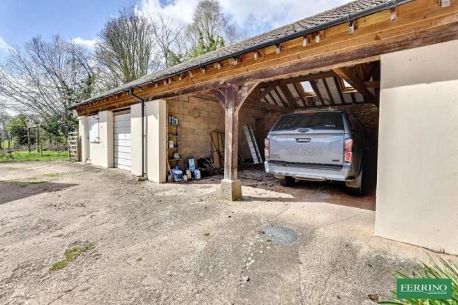 Detached Garage