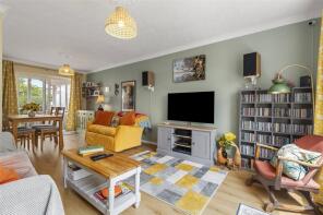 35, St Leonards Avenue, Crundale, Haverfordwest SA62 4DW