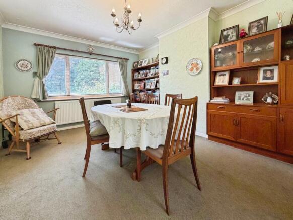 Midhurst Hill, Bexleyheath, DA6 photo 4