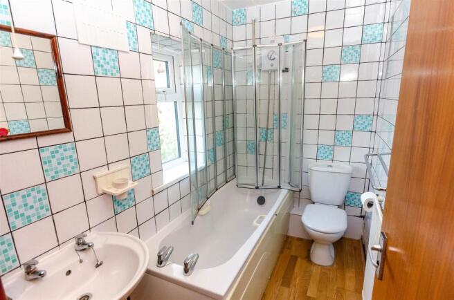 Photo 10