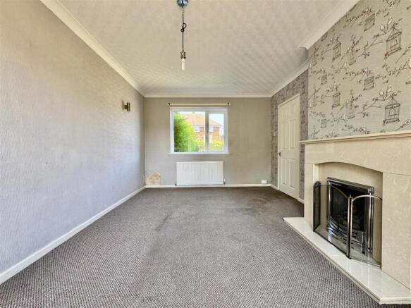 2 bed Semi-Detached for sale Image 6