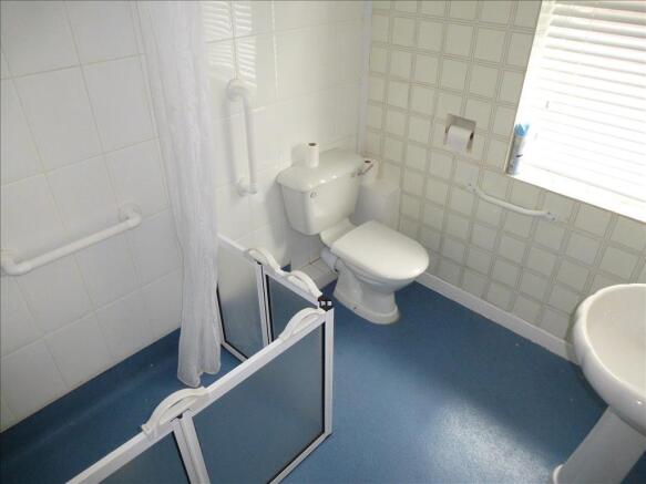 Photo 10