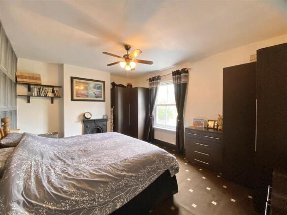 3 bed Detached for sale Image 12