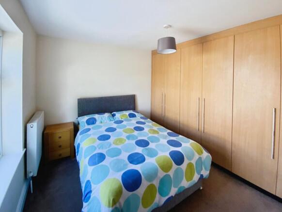3 bed Semi-Detached for sale Image 8