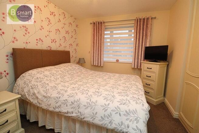 4 bed Detached for sale Image 10