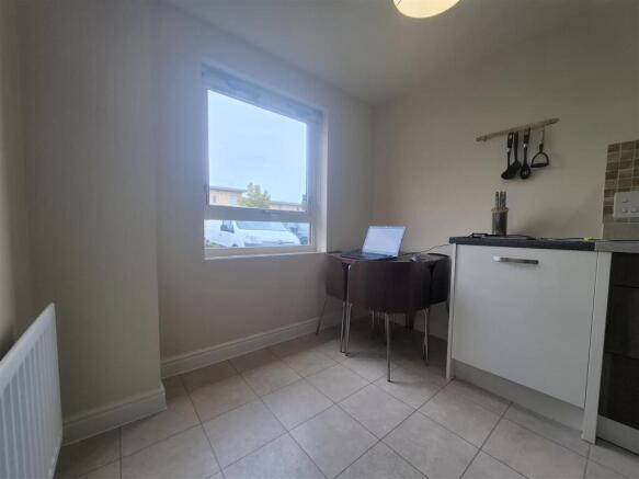 Dining Area.jpg
