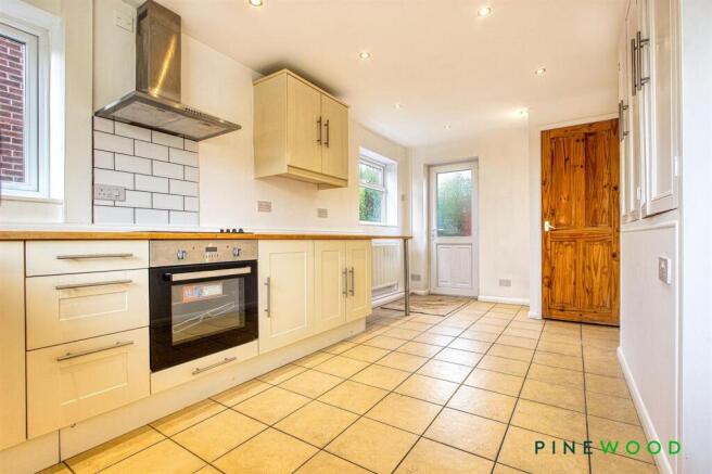 Ringwood Avenue, S41 photo 4