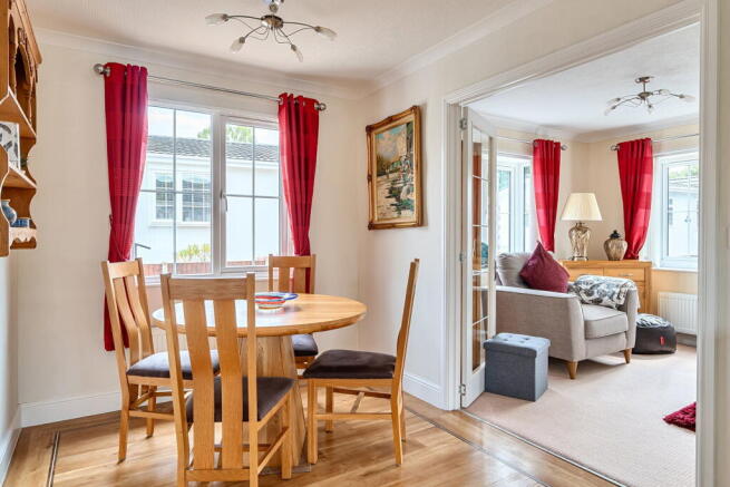 2 bed Park Home for sale Image 8