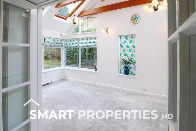 4 bed Detached to rent Image 12