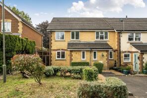 32, Gwynne Road, Caterham CR3 5FH