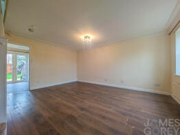 65, Hutchins Road, London SE28 8SE
