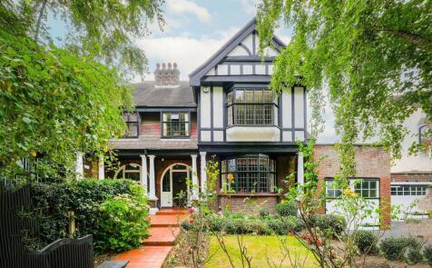 Blake Hall Crescent, Wanstead
