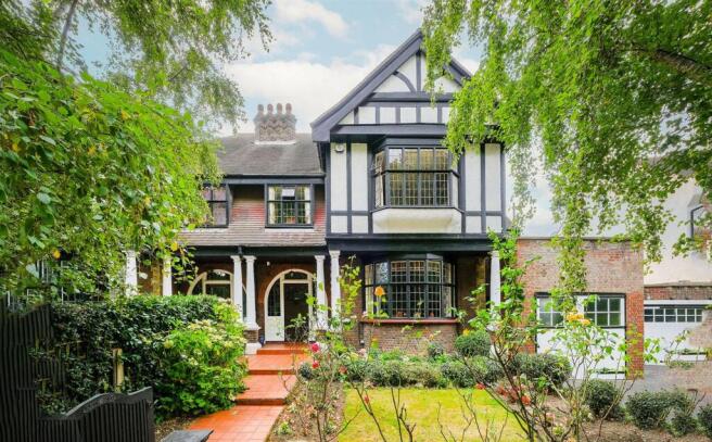 20 Blake Hall Crescent-65_web.jpg