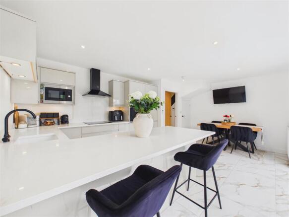 Dining Kitchen