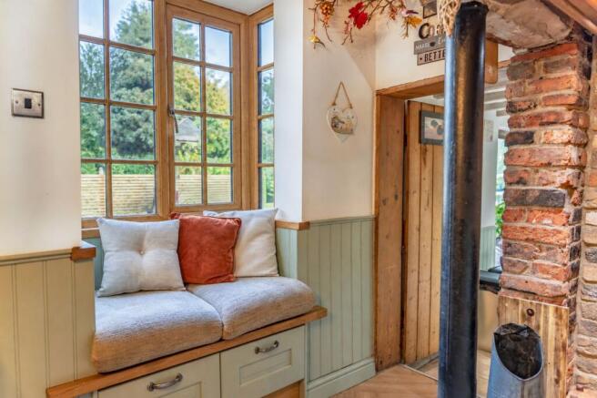 Window seats with views onto the garden