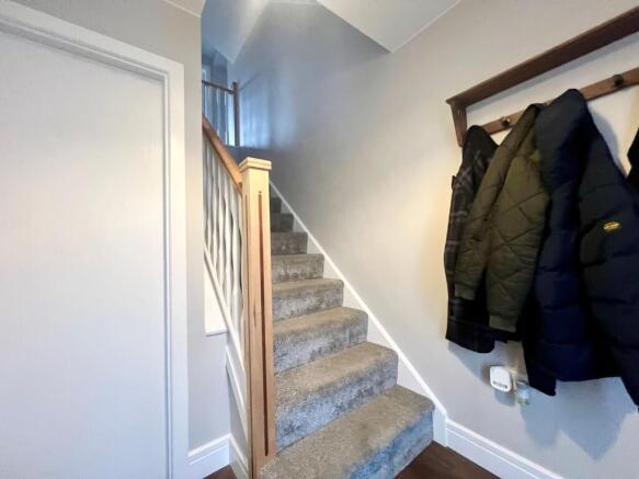5 bed Detached for sale Image 5