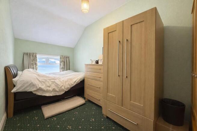 2 bed Terraced for sale Image 12