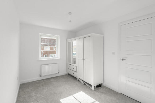 4 bed Detached for sale Image 11
