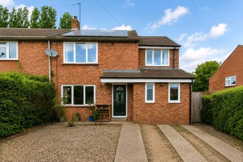 Paradise Way, Chapel Row, Reading, Berkshire, RG7