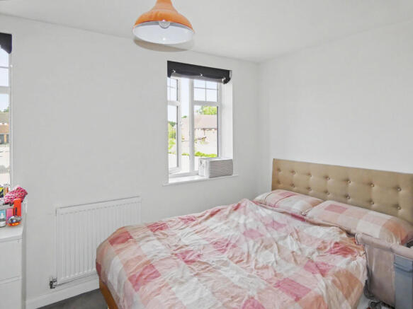 3 bed Semi-Detached for sale Image 7