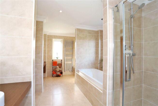 Ensuite