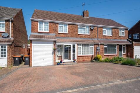 Hadrian Avenue, Dunstable, Bedfordshire, LU5