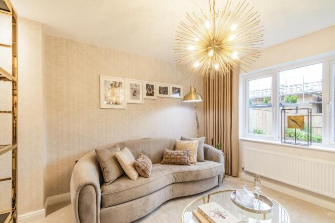 4 bed Detached for sale Image 5