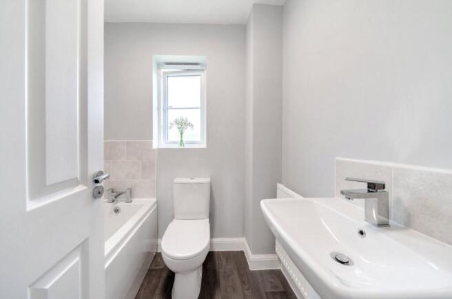 3 bed Semi-Detached for sale Image 10