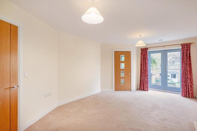 1 bed Flat for sale Image 4
