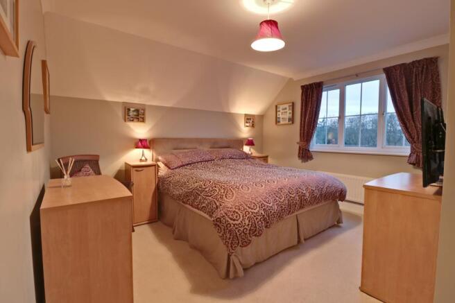 Bedroom 2 (Double)