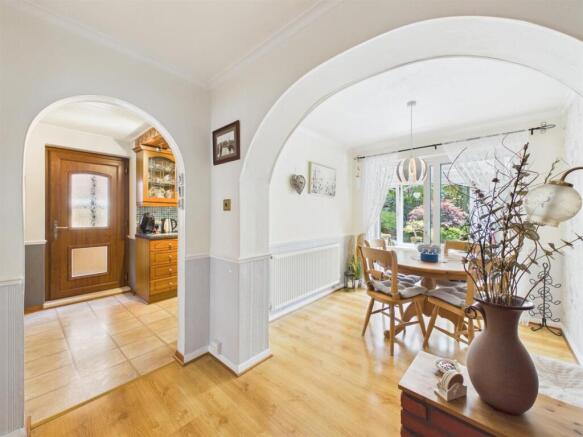 2 bed Semi-Detached for sale Image 4